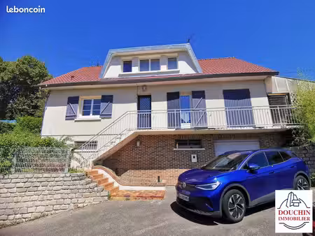 pavillon 6 pièces 145 m²