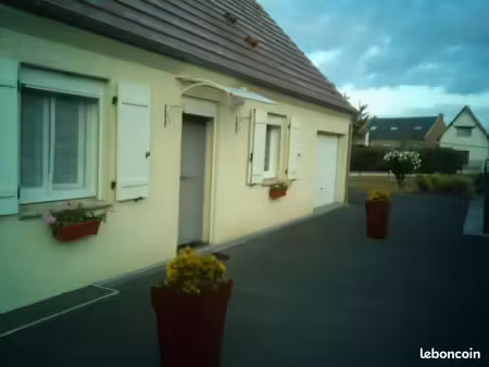 maison t5 3ch dont 1au rdc garage et jardin clos proche tgv et a1 et a1 dpe. d et ges b