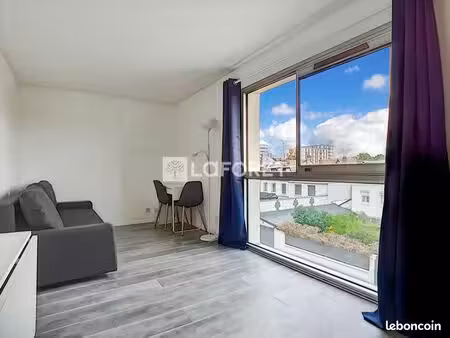 studio 1 pièce 22 m²