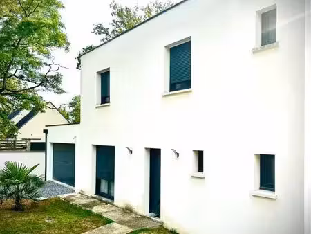 magnifique maison toit plat 140m2