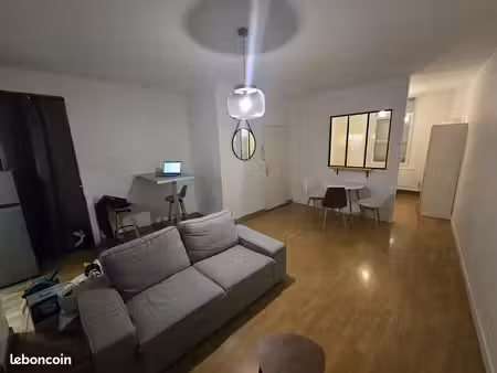 appartement proche metro fives