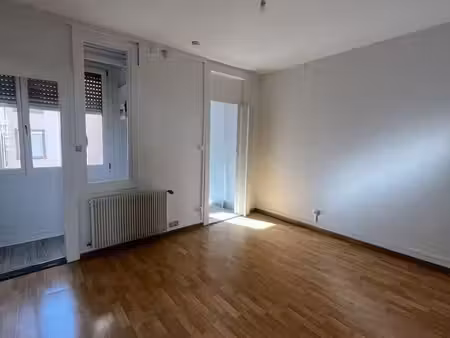 appartement 3 pièces 58 m²