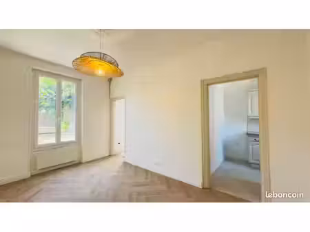 maisonnette avec jardin - grand 2 pièces