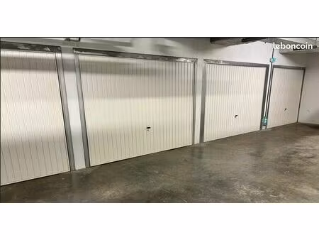 box electrifié à louer