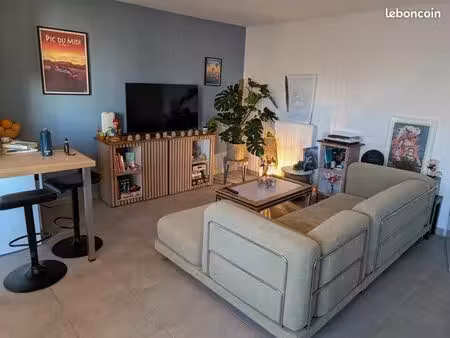 à louer – appartement t3 meublé de 69 m² avec loggia  climatisation et 2 parking – blagnac