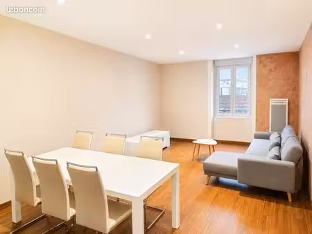 t3 meublé - 70m2 - centre ville de bourgoin-jallieu