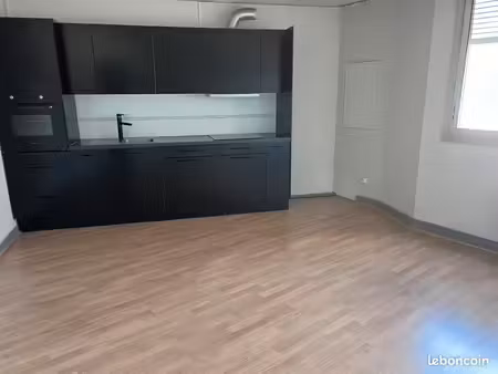 loue appartement f3 centre ville clermont-ferrand