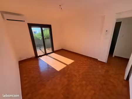 appartement t3 à 2 minutes à pied de la mer