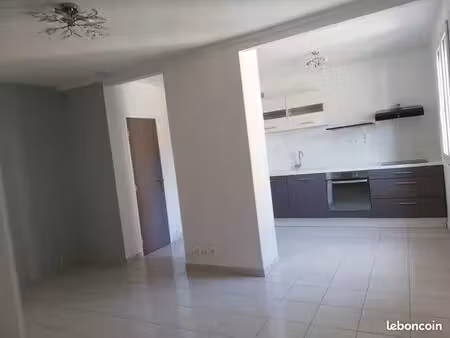 à louer t2 libre de suite