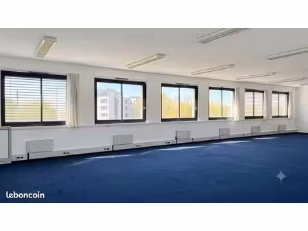 plateaux de bureaux