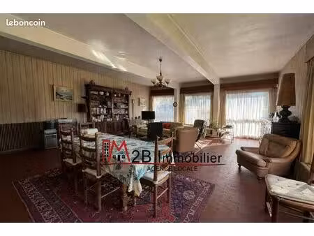 maison 8 pièces 172 m²
