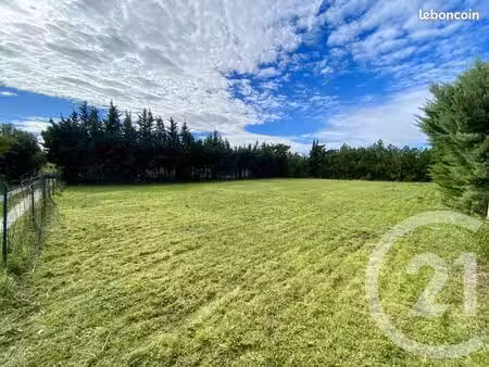 terrain 1 597 m² monteux