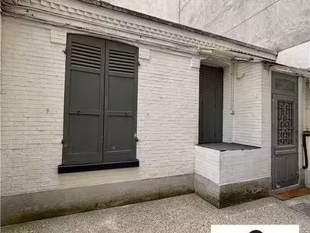 studio 1 pièce 28 m²