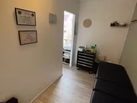 bureau / cabine à louer dans un espace de coworking