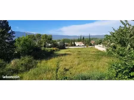 terrain à bâtir de 3245 m² à mormoiron (84)