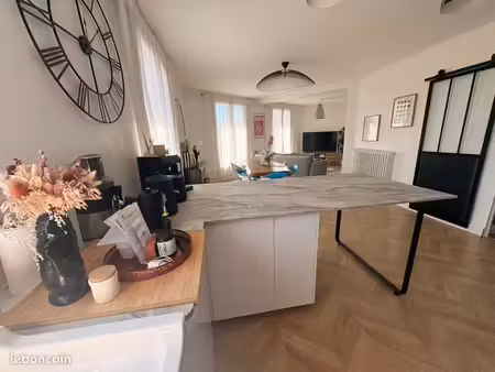 à vendre – appartement t3 de 80 m²