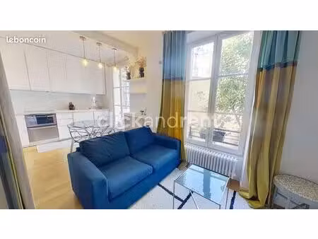 studio 1 pièce 26 m²