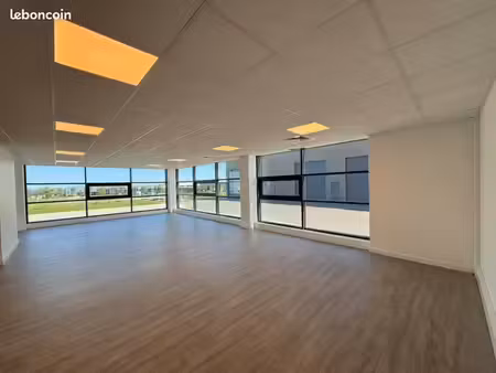bureaux 115 m2 disponibles pole jules verne: