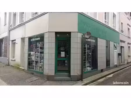 commerce 51 m²