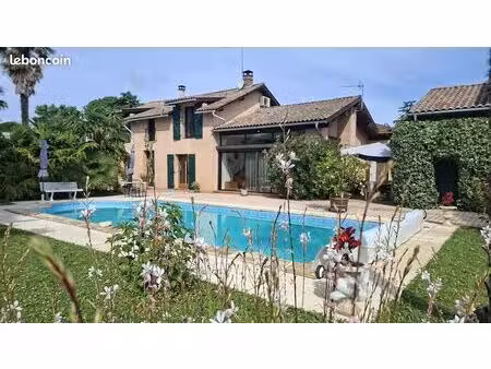 maison 225 m2 située à albefeuille lagarde (82290)