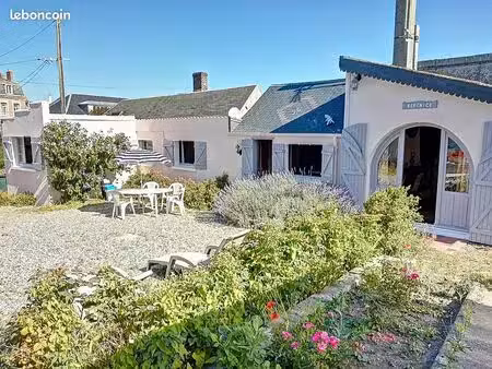 maison et ses dépendances en centre ville bords de mer à cayeux sur mer. vente par proprié