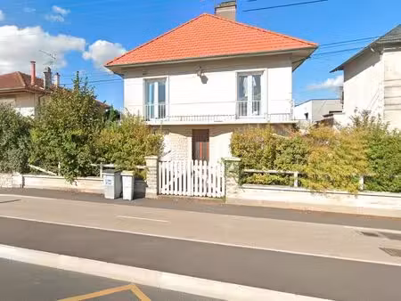 maison 8 pièces 154 m²