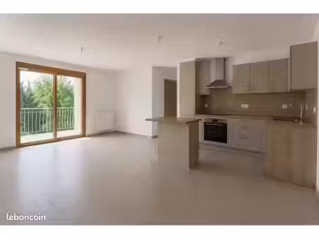 appartement 75m2 refait à neuf