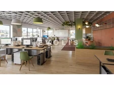 bureaux 161 m²
