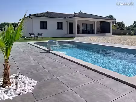 villa 8 pièces 164 m²