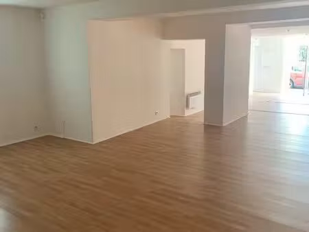 beau local 130m2