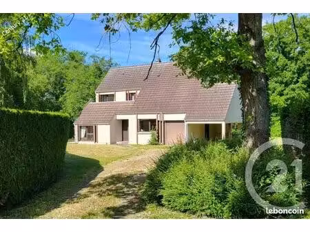 maison 6 pièces 180 m²