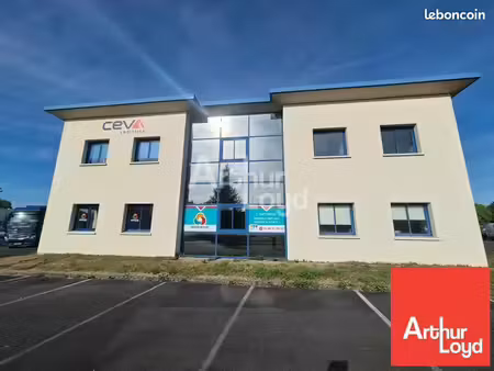 bureaux 56 m² jaunay clan