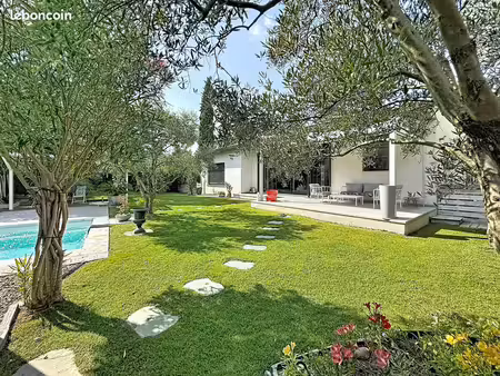 maison 6 pièces 190 m²