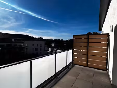 appartement t3 récent avec balcon – proche lac et suisse
