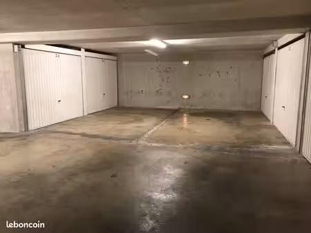 box garage sécurisé fréjus palais de justice