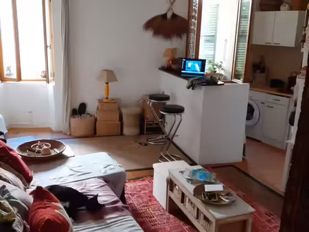 joli appartement t2 centre village