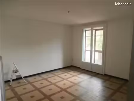 location t3 non meublé
