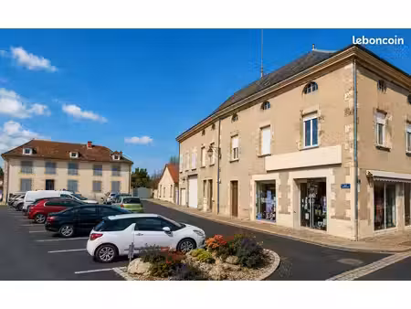 auvergne  allier  commerce emplacement n°1 centre village