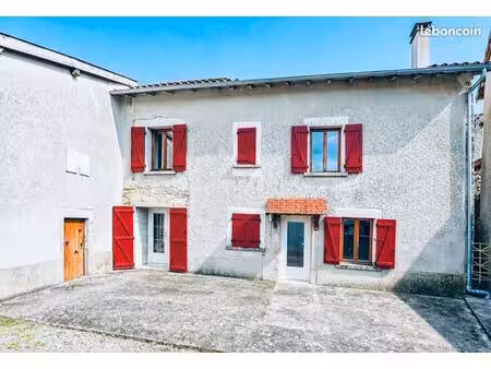 grande maison en pierre de caractère