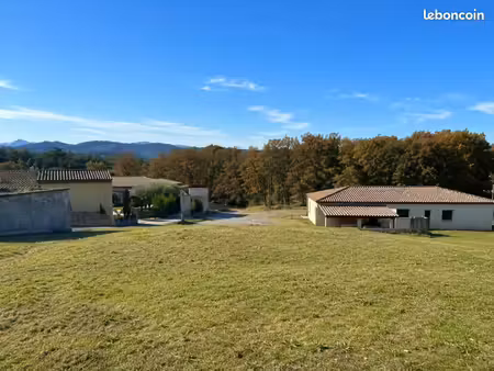 terrain 1 500 m² aiglun