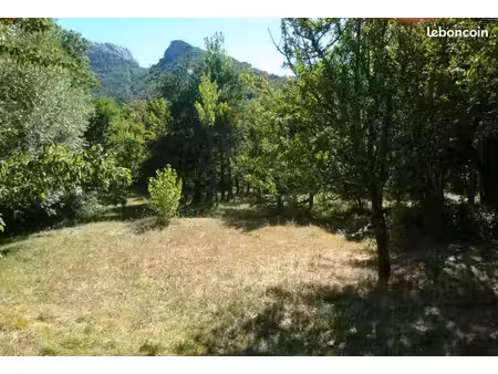 terrain 314 m² plan d aups sainte baume