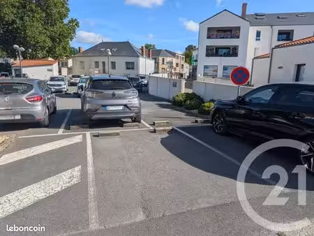 parking 12 m² talmont saint hilaire