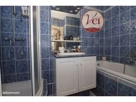 maison t5 100 m² jardin terrasse véranda jardin clos