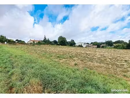 terrain 608 m² xanton chassenon
