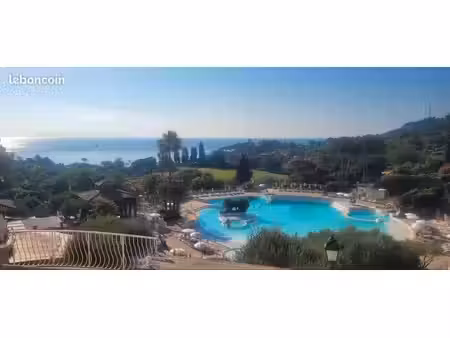 rez-de-jardin cap esterel