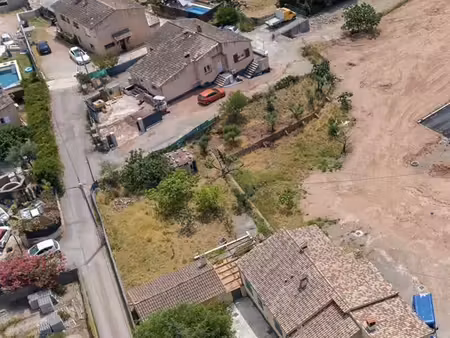 terrain à bâtir de 525 m² – puget-sur-argens