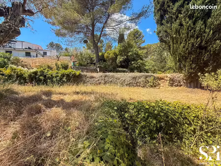 terrain 1754 m² solliès-pont