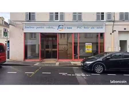 magasin et bureaux