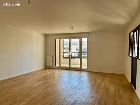 appartement 4 pièces 114m² à louer 2760 - courbevoie 92400