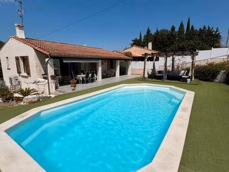 maison plain pied avec piscine et garage